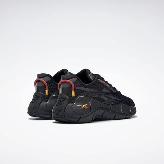 Reebok ZIG KINETICA 2.5 (اسود)